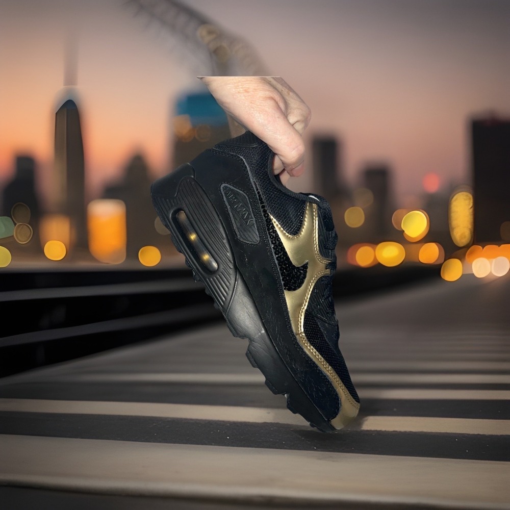 #57 Size 6 Y   NIke Air Max 90 Essential Black Gold Sneakers